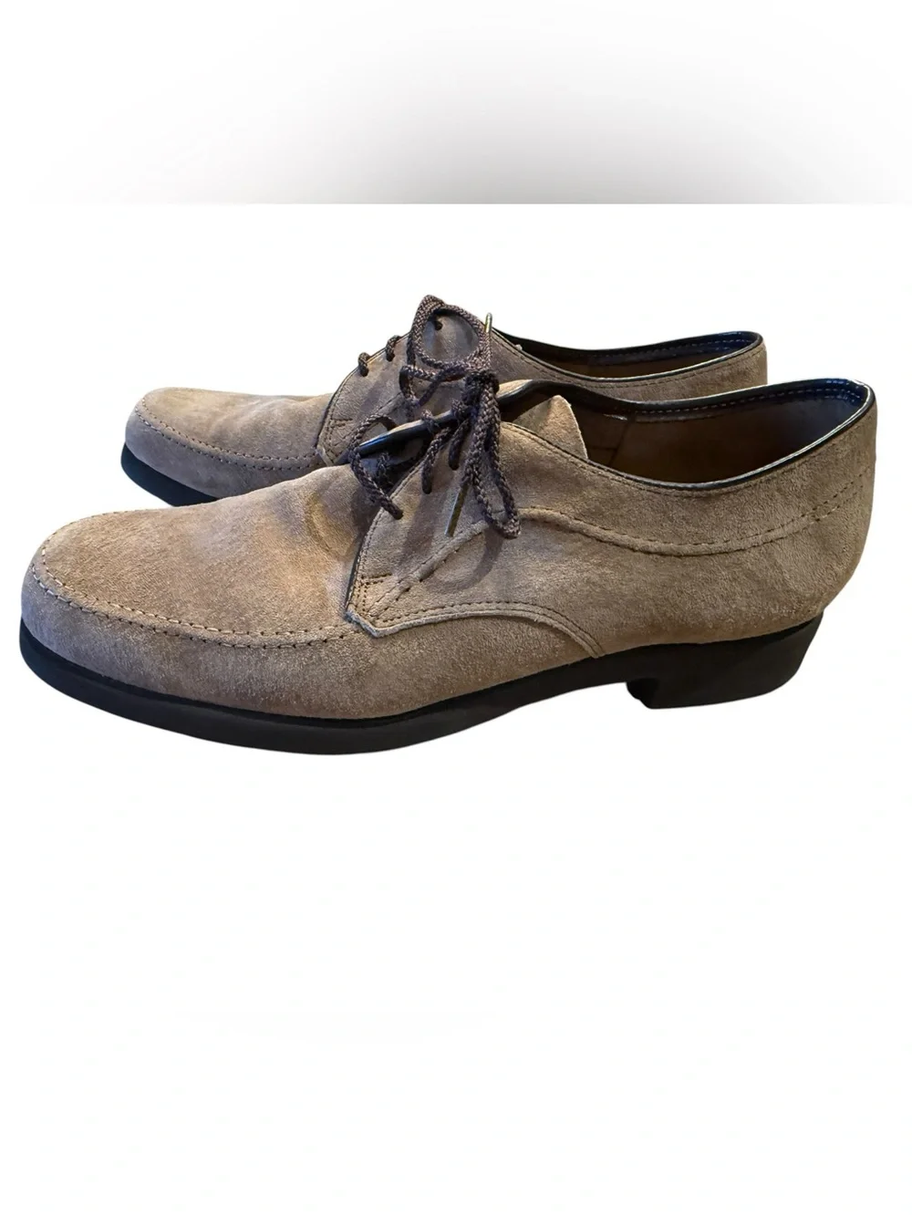 Vintage Hush Puppies Men's 8/8.5 Suede Lace-Up Derby Shoes in Taupe